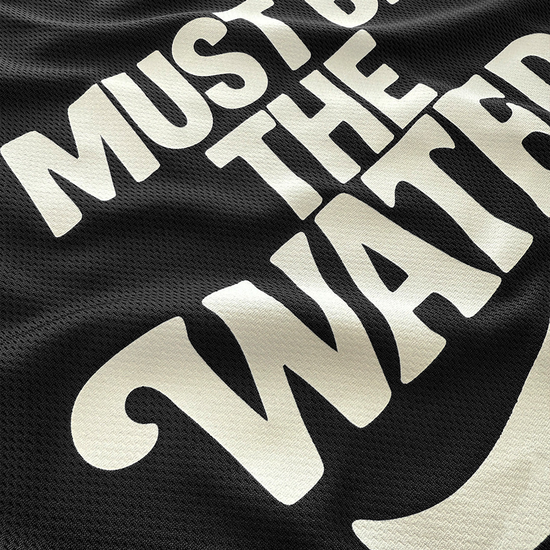 Must be the water Detail-Artwork schwarz