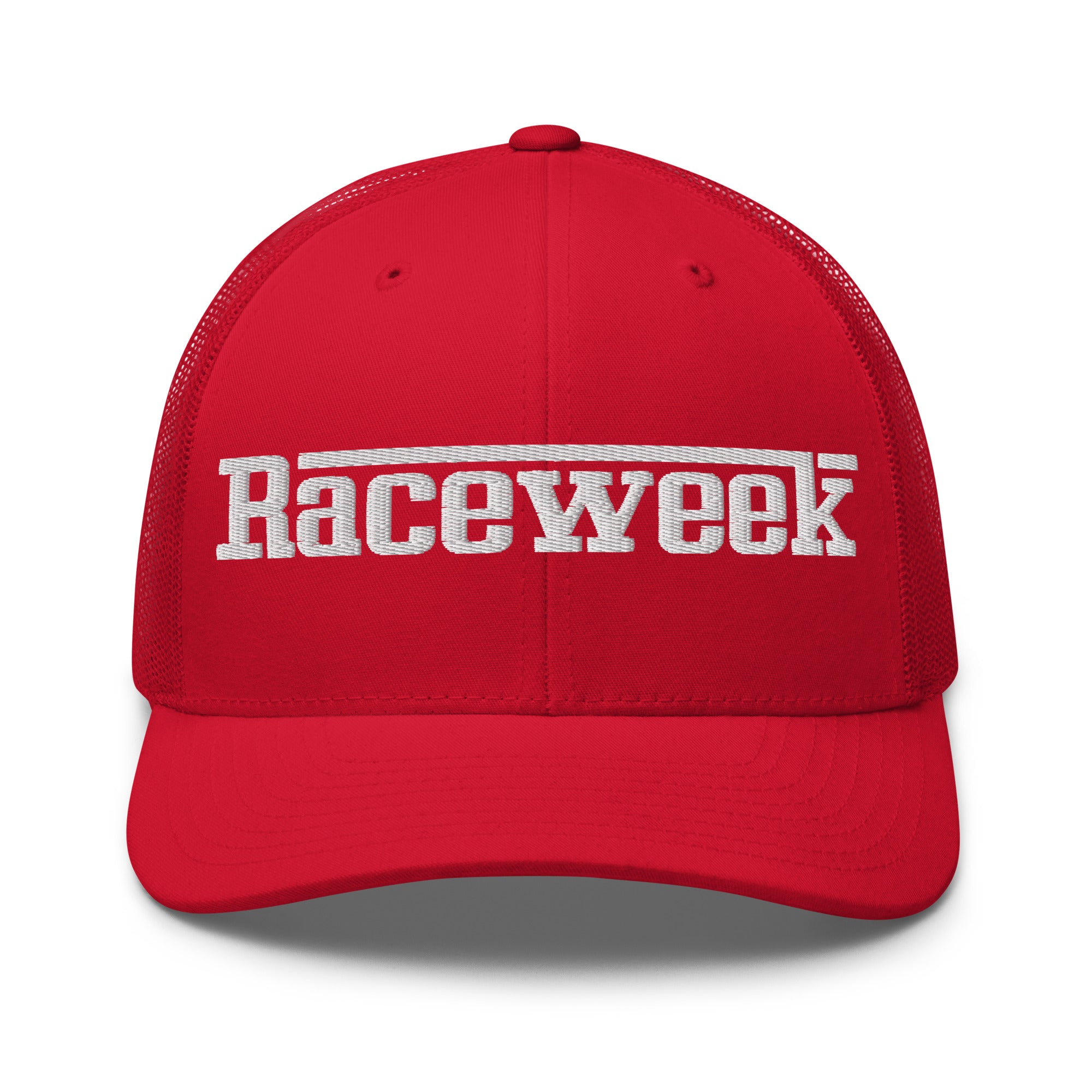 Race Week Trucker Cap rot – Vorderansicht mit weißer Stickerei