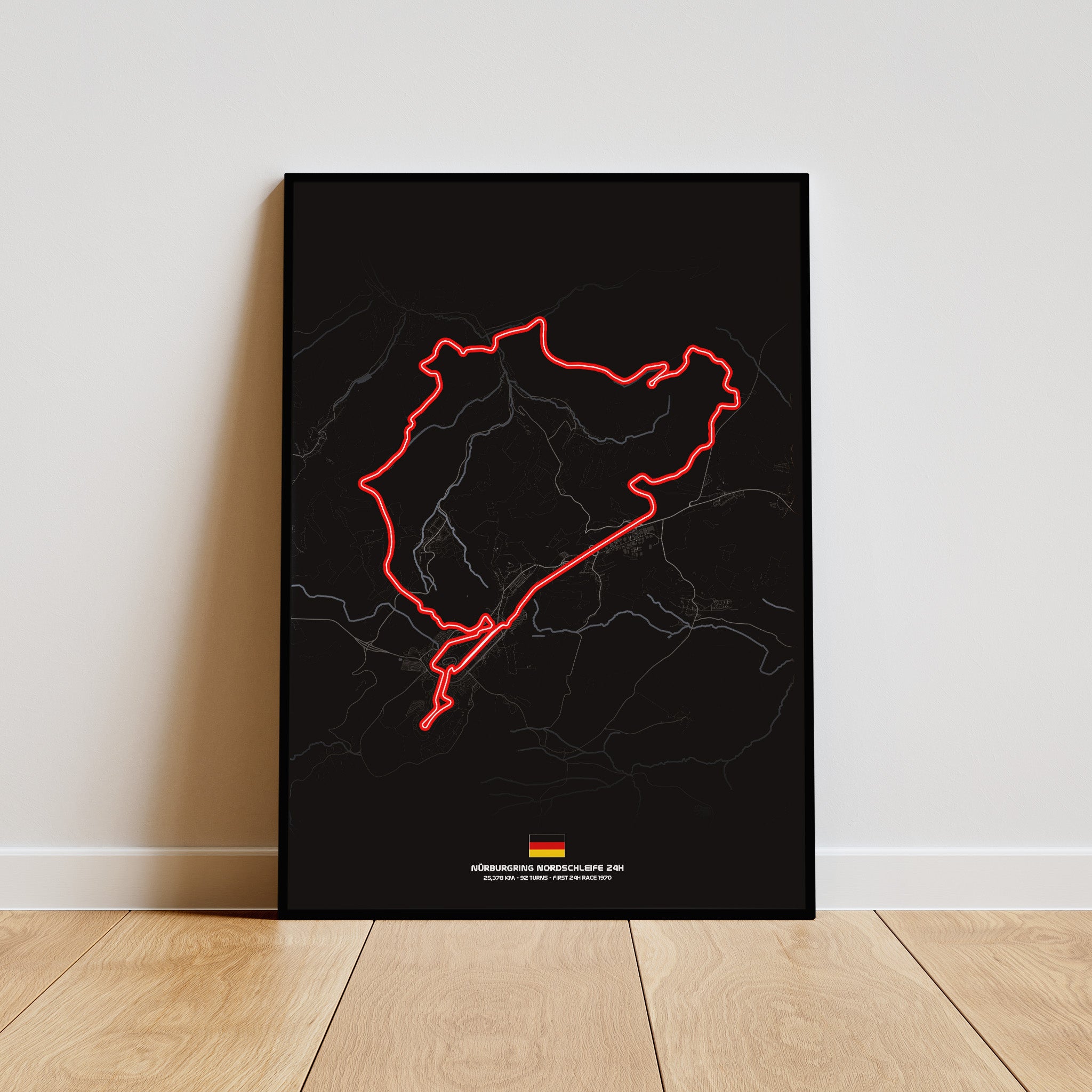 Nordschleife 24H Dark Edition Poster gerahmt an Wand