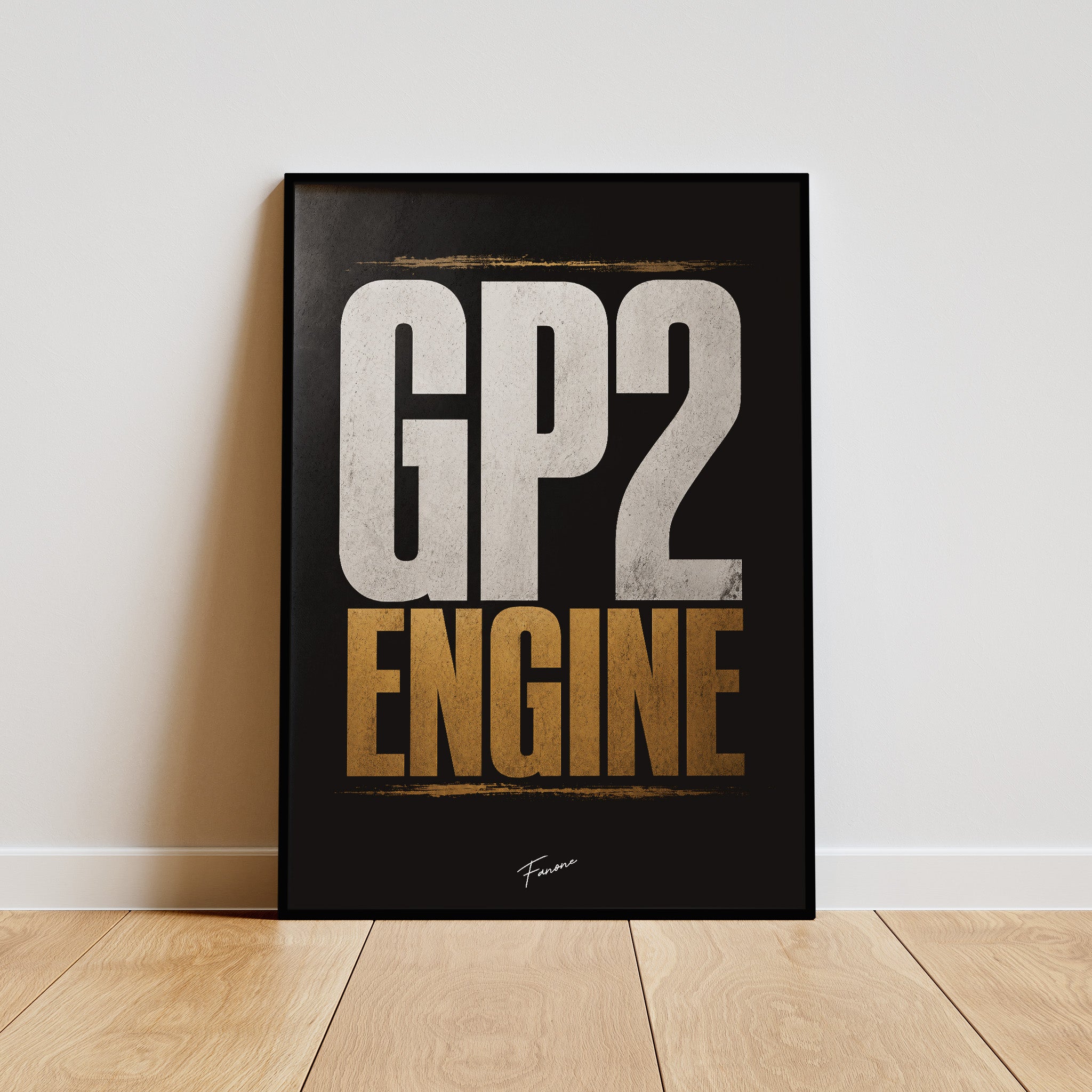 GP2 Engine Poster gerahmt an grauer Wand